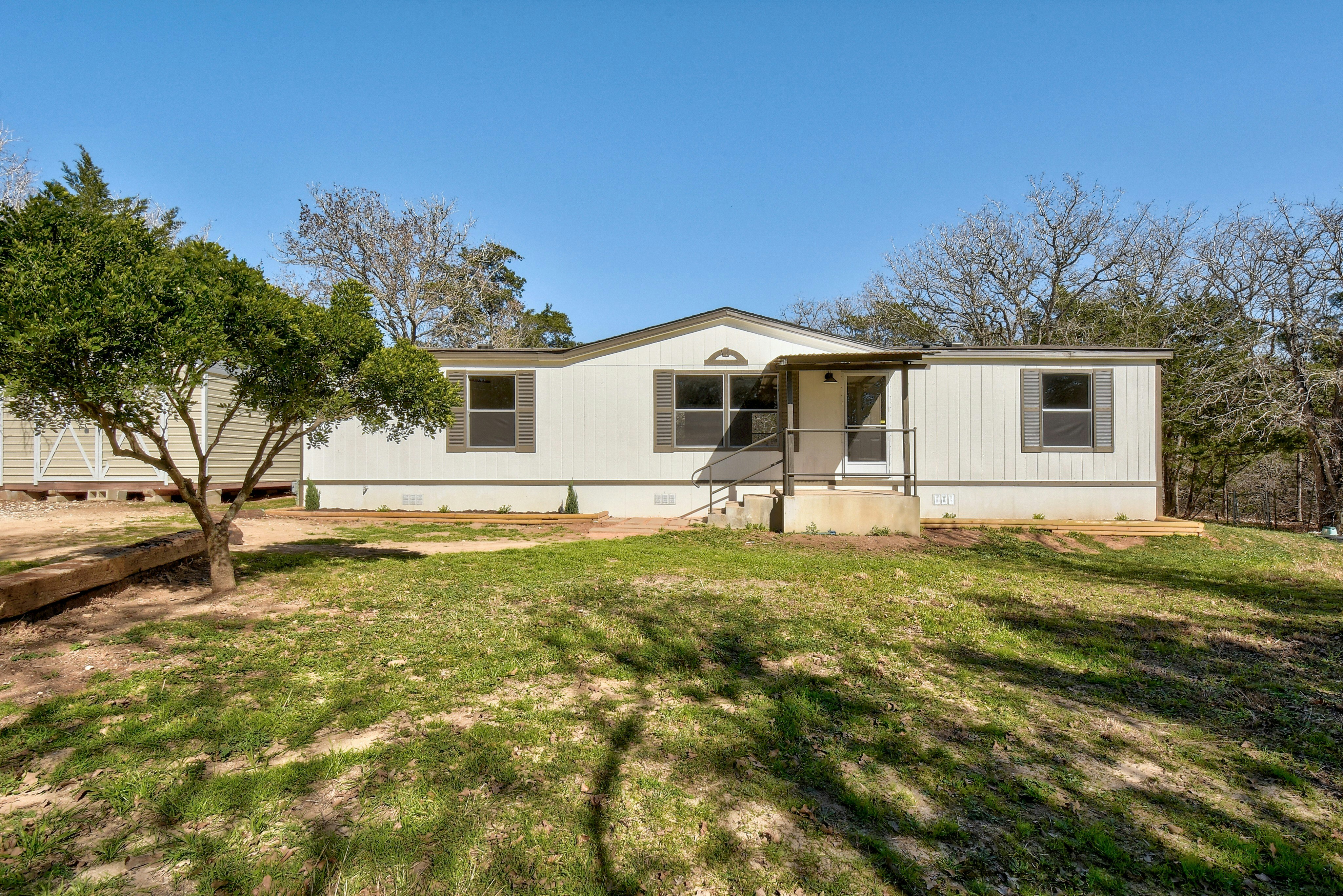 221 Green Mountain Drive, Cedar Creek, TX 78612, Presented by Jeff Ward